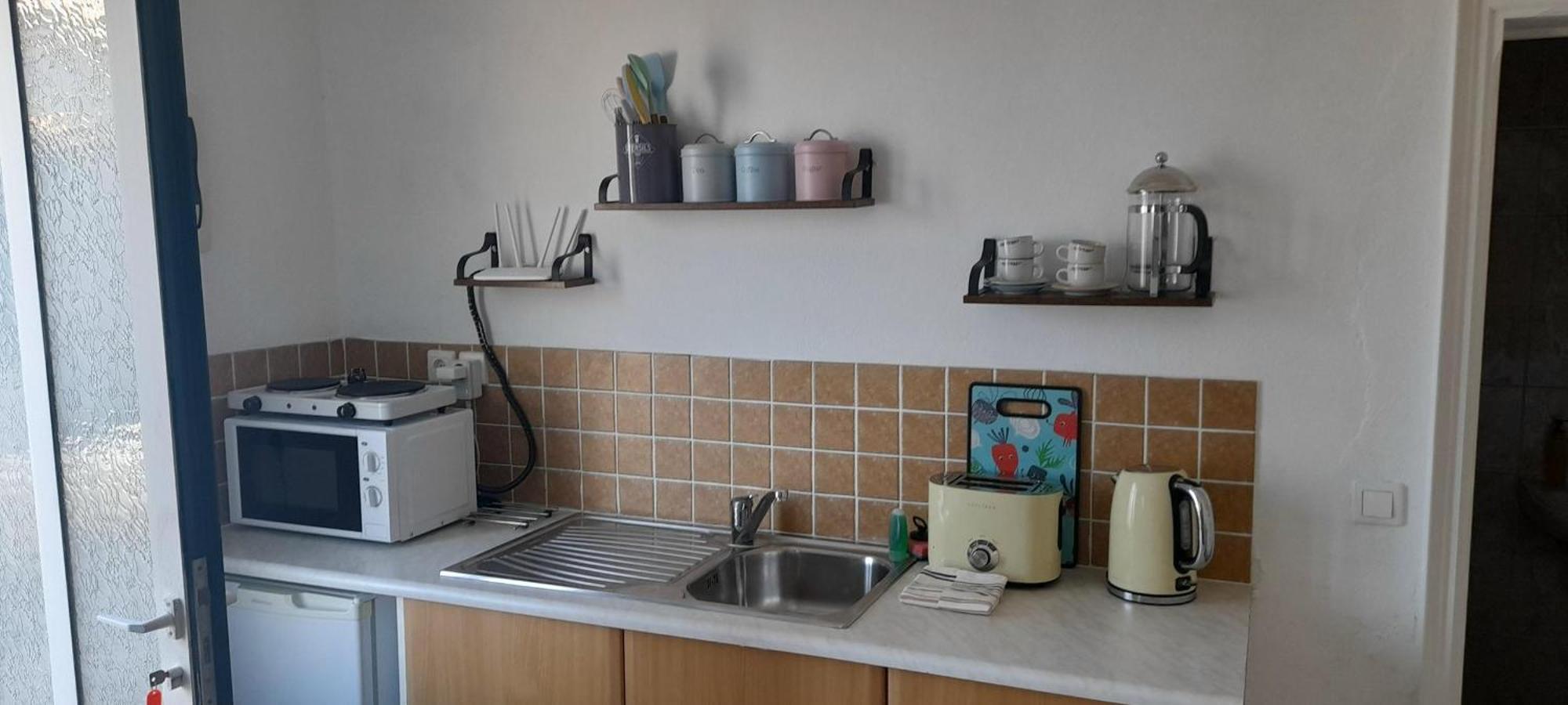 Lovely Studio In Strinilas With Its Own Pool Extérieur photo